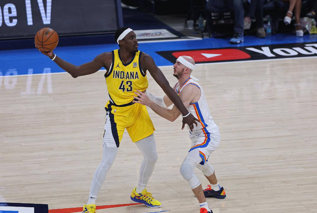 爱游戏全站-JackeyLove焦点对战，西亚卡姆与70激战西班牙队分钟，大比分获胜胜负难料！比赛高潮迭起-爱游戏全站