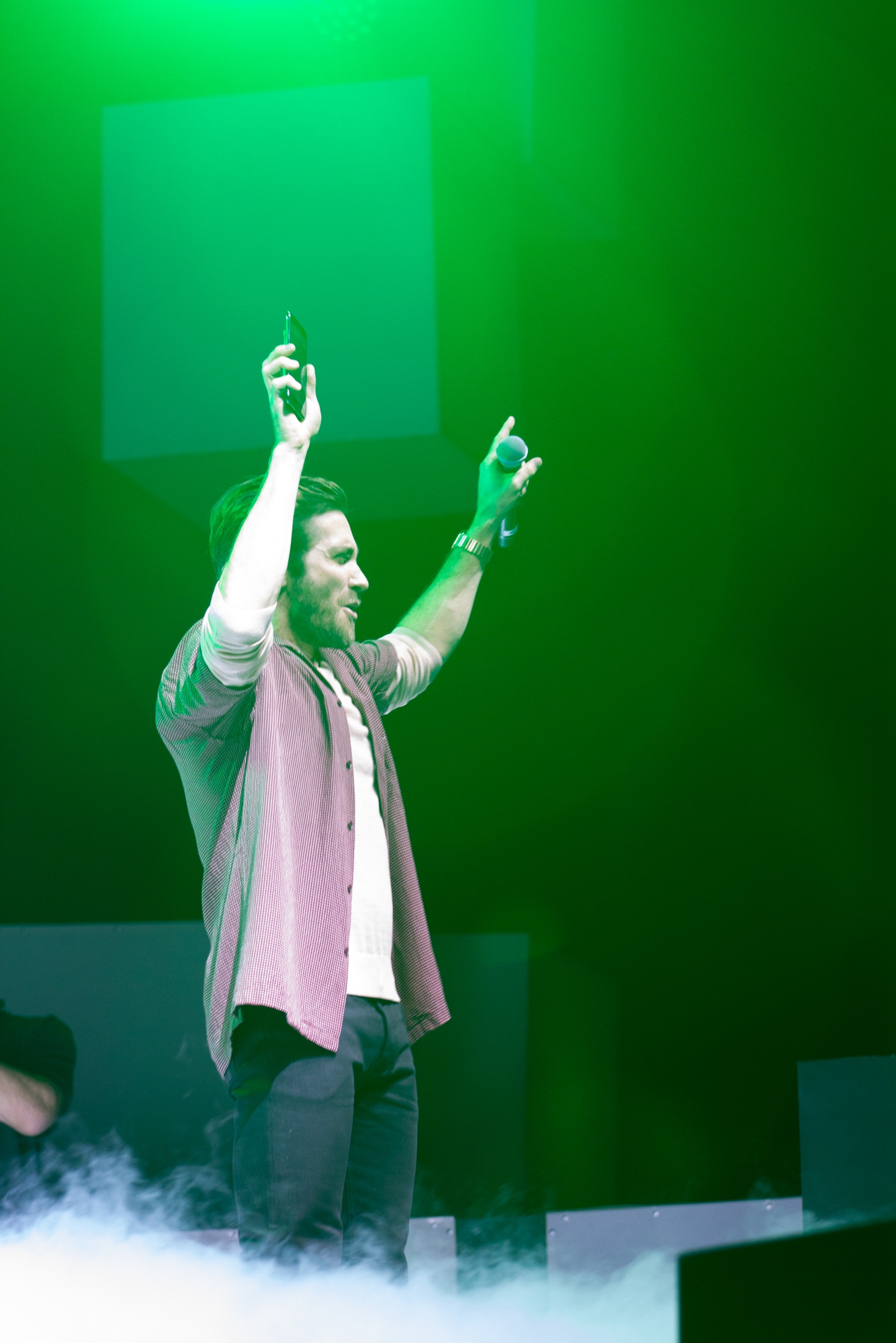 爱游戏体育-夺冠首场状态出色，日本队观众沸腾！，Ning重返赛场观众掌声雷动-爱游戏体育