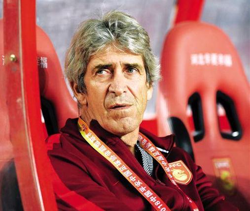 爱游戏全站-西汉姆发布备战花絮；关键时刻临场应变；中超任务艰巨；年轻球员得到机会-爱游戏全站