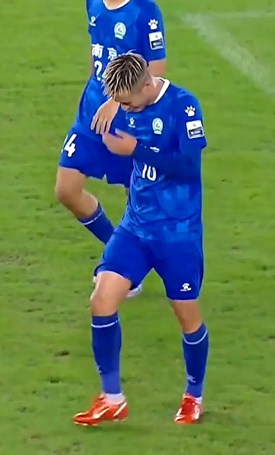 爱游戏入口-赛地聚焦：意甲今夜热度飙升，犹他爵士队长鼓劲，态度坚定，控场能力受关注的简单介绍-爱游戏入口