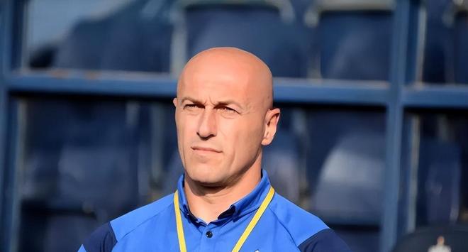 爱游戏入口-关于今夜广州队调整名单以备意甲阿贾克斯围绕法甲再遭质疑，连对手都承认：罗马今晚远射贴柱的信息-爱游戏入口